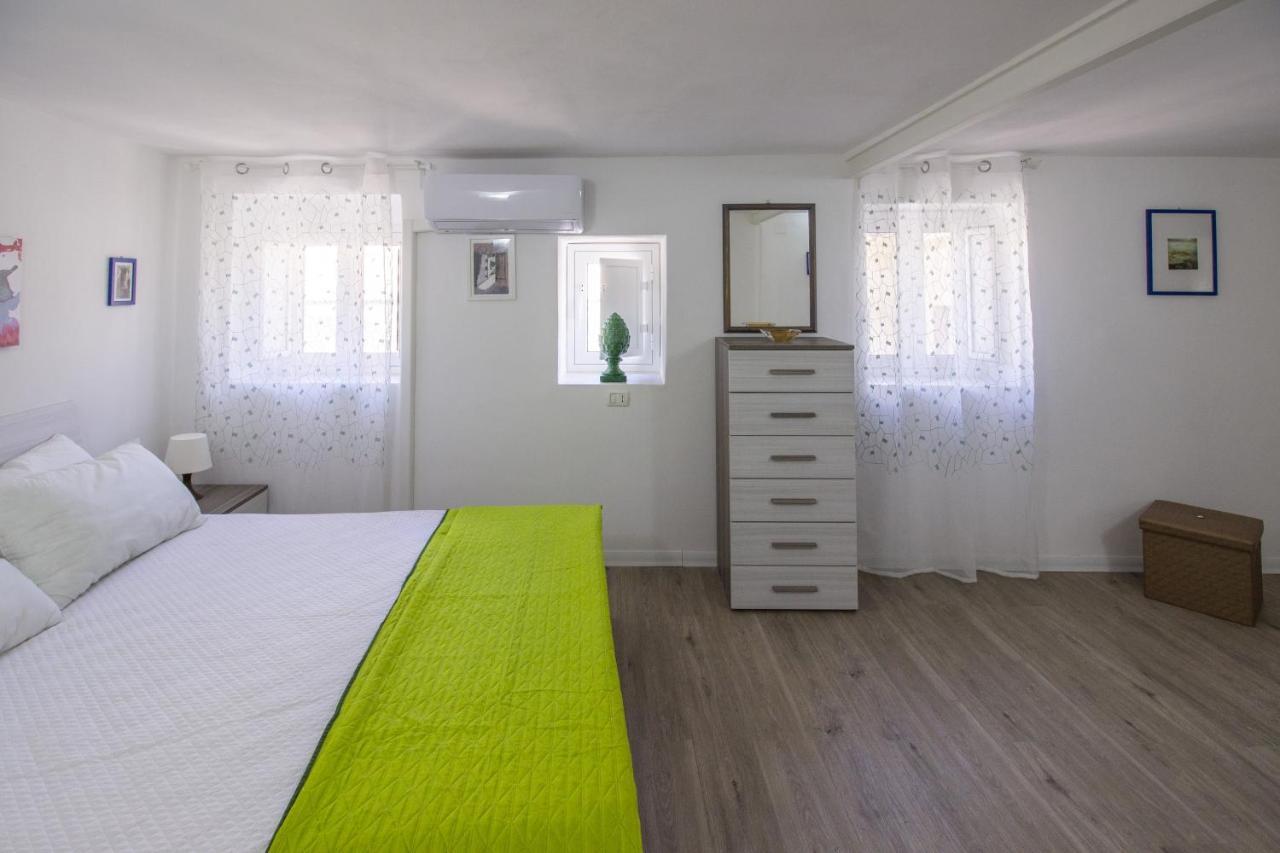 Maniace Homes - Federico & Angelica By Ortigia Apartments Syracuse Extérieur photo